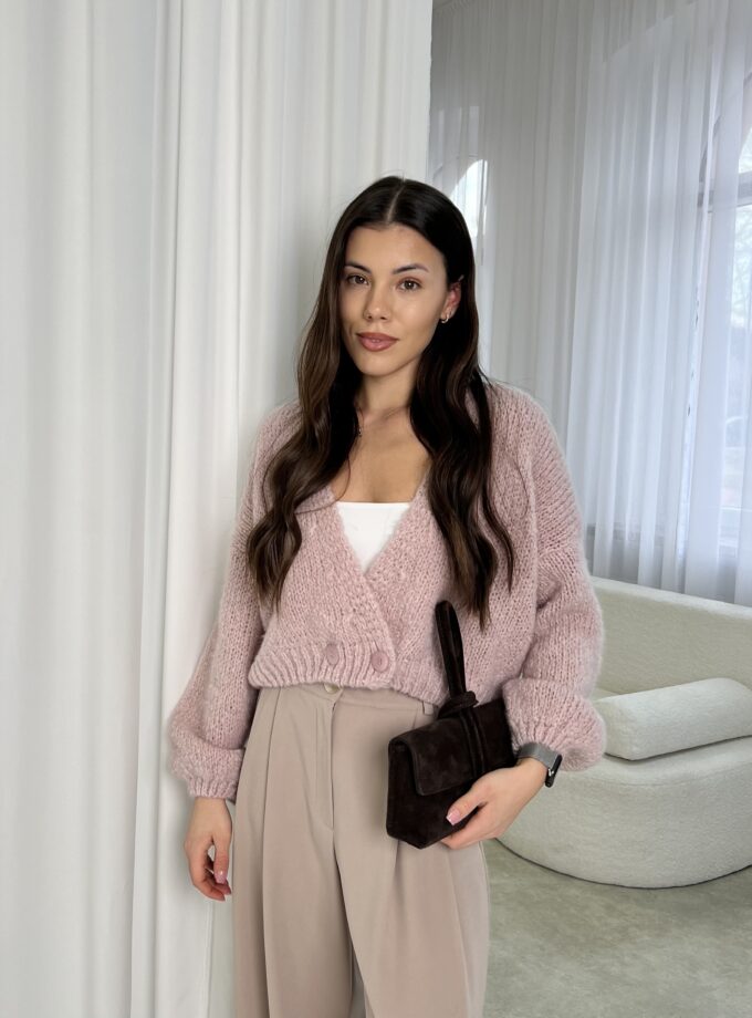 Krótki kardigan Mila pudrowy róż